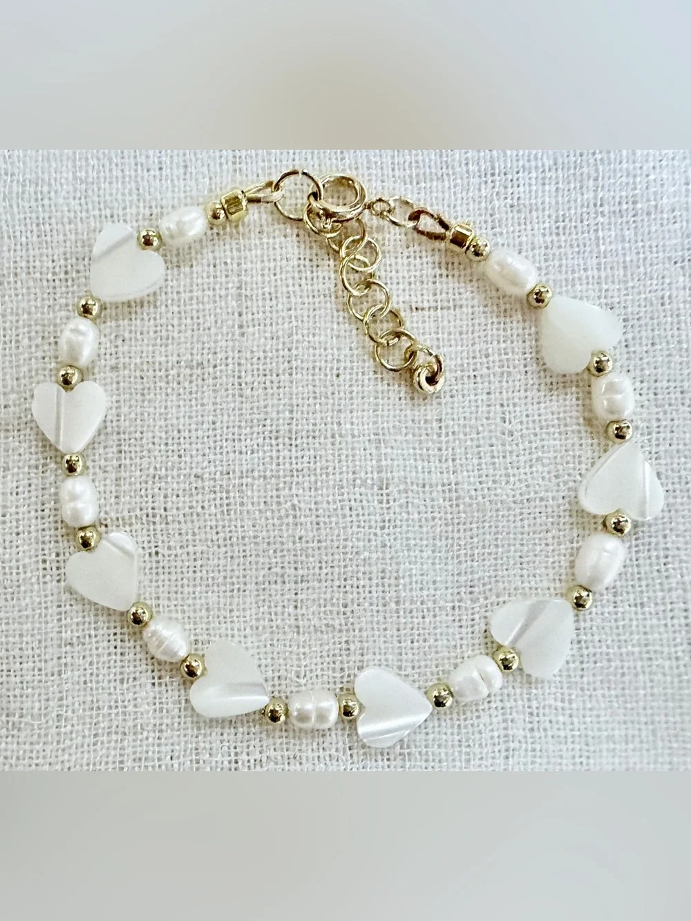 Delicate Mother-of-pearl heart Bracelet,freshwater pearls,gold filled beads.7.5”